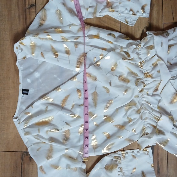 Elegant White And Gold Surplice Floor-Length Dress By Miss Ord. Size S - Picture 16 of 17